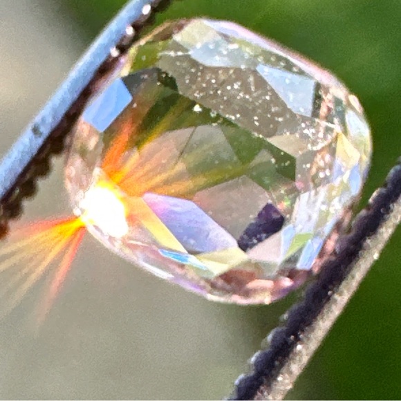 1.12cts Natural Pink Morganite GEM - Picture 6 of 17